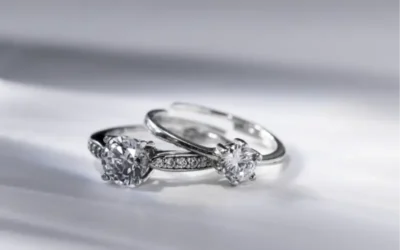 selective-focus-closeup-diamond-rings